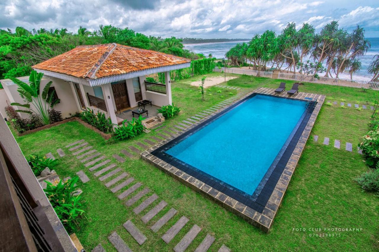 Guru Beach Resort Tangalle Buitenkant foto